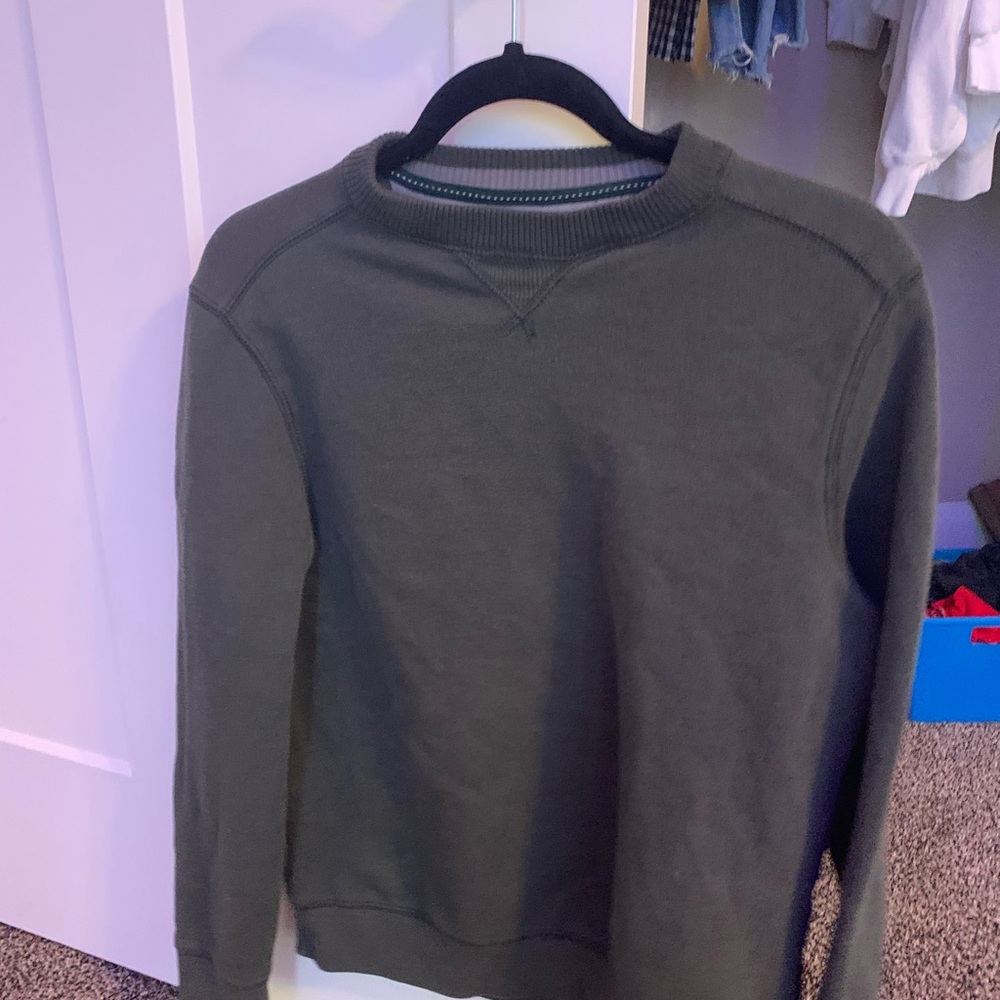 green sweatshirt